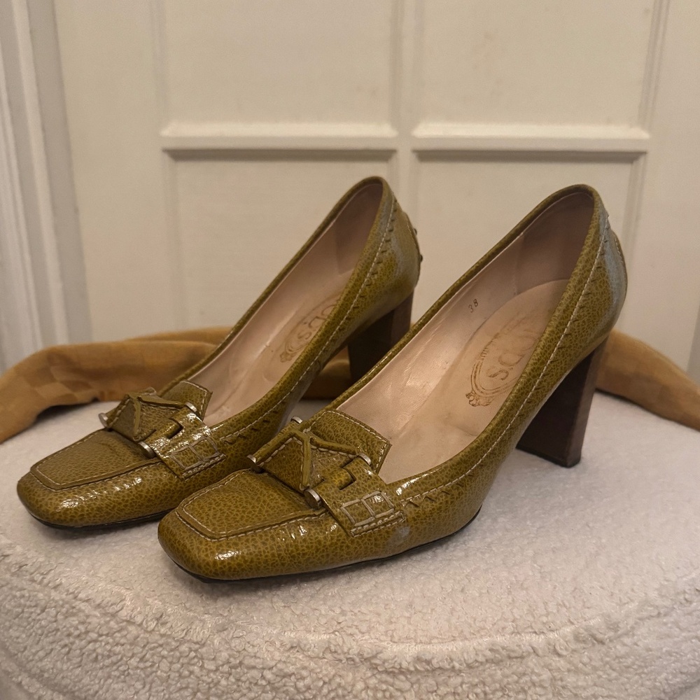 TOD'S Swing Seller High Heel - Chartreuse Green Patent Leather - size EU 38